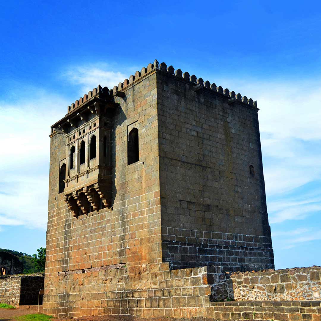 Fort Walk at Shivneri